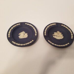 Pair of Vintage Wedgewood 4 3/8" Ashtrays